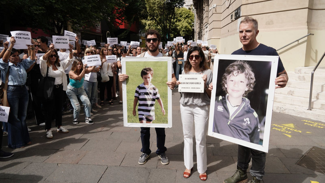 Justicia por Facu: familiares del nene ahogado y Fantino pidieron la renuncia de los directivos del Jockey Club