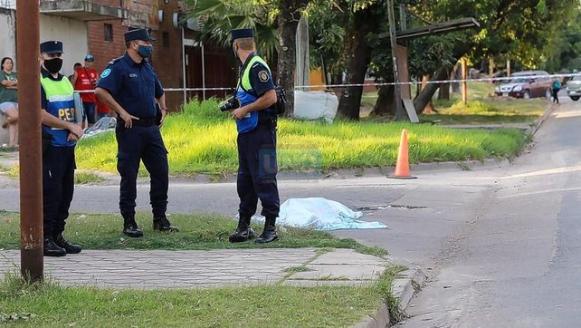 Paraná: un hombre de 80 años fue embestido por un camión y falleció