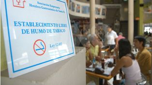 Ley antitabaco: a 10 años de su implementación el consumo casi no bajó en la provincia