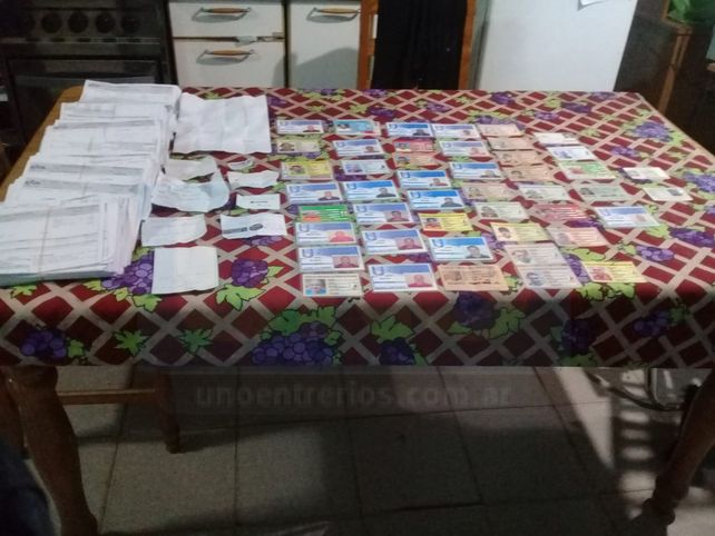 Municipales tenían una gestoría trucha para realizar carné y credenciales de la comuna