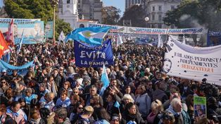 La Plaza de Mayo colmada en apoyo a Cristina Kirchner
