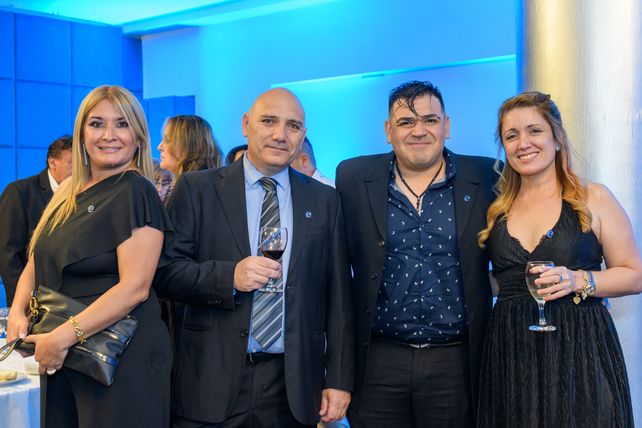 Mariana Mendoza, Luis Perretta, Martín Rosales y Natalia Rios