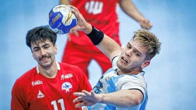 La Selección Argentina Sub 21 de Handball venció a Chile en el Mundial de Grecia y Alemania.