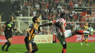 La jugada de Gómez Andrade causó furor en las redes