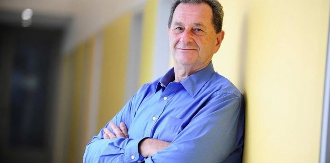 El economista Bernardo Kosacoff estuvo en Rosario para disertar en la Diplomatura en Gestión de Desarrollo Regional.