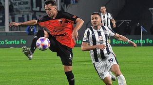 Colón sufrió la contundencia de Talleres en Córdoba.