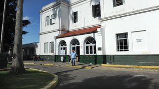 Discutió con su pareja, baleó a ella y al hijo y huyó: violento ataque en Dorrego al 3900