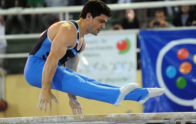 Bien arriba. Fede Molinari consiguió 14.933 puntos por su desempeño en paralelas