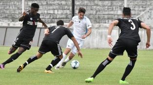Rafaela rescató un empate en su visita a Riestra