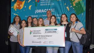 Integrantes de la escuela de San Carlos Centro recibieron el premio nacional.