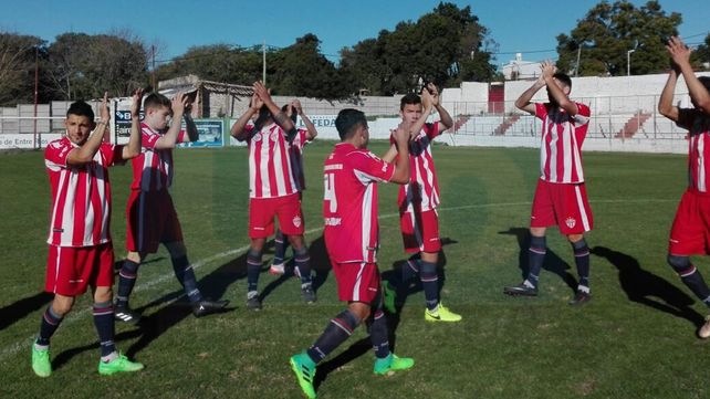 El domingo cerraron la primera ronda de la Liga Paranaense con una victoria por 1 a 0 ante Instituto. Foto UNO