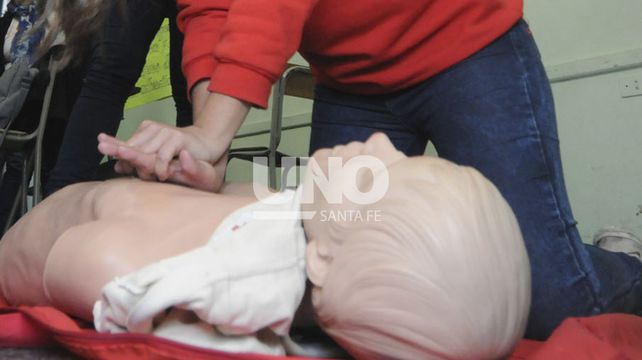 Ante la vuelta a la presencialidad, buscan capacitar sobre RCP y primeros auxilios en toda la ciudad