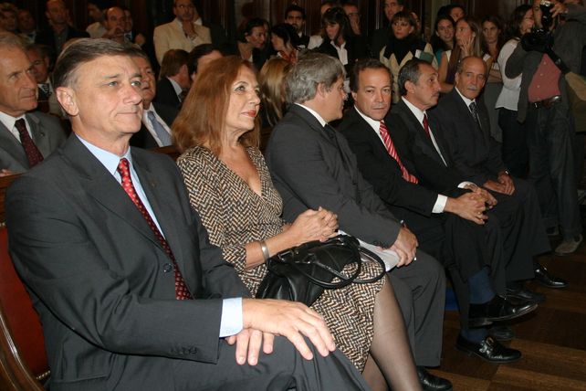 La Corte (2010): Binner y Tessio (gobernador y vice), Barraguirre (fiscal de Estado), Giustiniani (senador por SF) y Obeid (ex gobernador) en audiencia pública por la coparticipación federal, conflicto entre Santa Fe y la Nación.