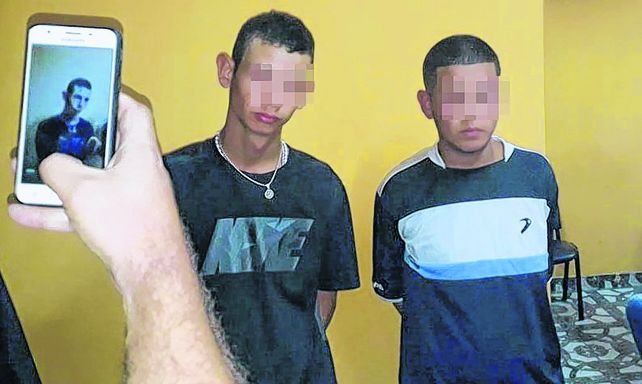 detenidos. Los adolescentes de 17 y 18 años acusados de participar del crimen del colectivero.&nbsp;