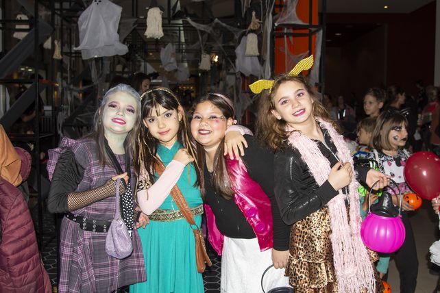 Olivia Panero, Alma Sodoyer, Mía Santoleri, Isabella Yaccuzzi