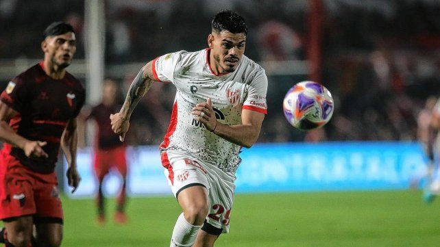 Colón buscará ganarle a Instituto por primera vez en condición de visitante en la máxima categoría del fútbol argentino. Colón buscará ganarle a Instituto por primera vez en condición de visitante en la máxima categoría del fútbol argentino.