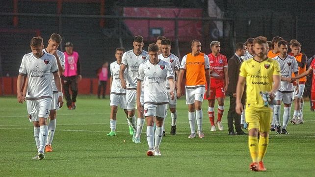 Un pésimo Colón añadió otra derrota ante Argentinos Juniors