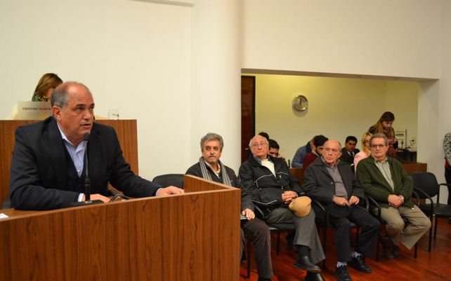 Los Concejales aprobaron estacionamiento vehicular en calles transversales a Facundo Zuviría