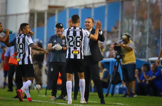 Mineiro pone todo en la Copa Brasil