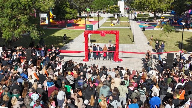 Venado Tuerto: inauguraron las obras de remodelación de la plaza San Martín