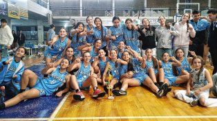 El récord de Regatas Uruguay en el torneo fue 13-0.