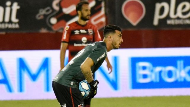 Macagno: Me gustaría quedarme en Newells