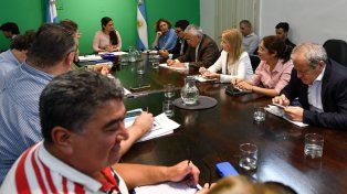 el CGE y los gremios docentes establecieron una agenda por condiciones laborales.&nbsp;