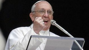 Cerca de 150 mil fieles aclamaron al Santo Padre en su primer ángelus