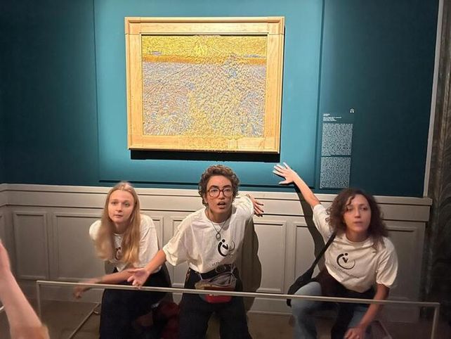 El Van Gogh atacado y sus agresores