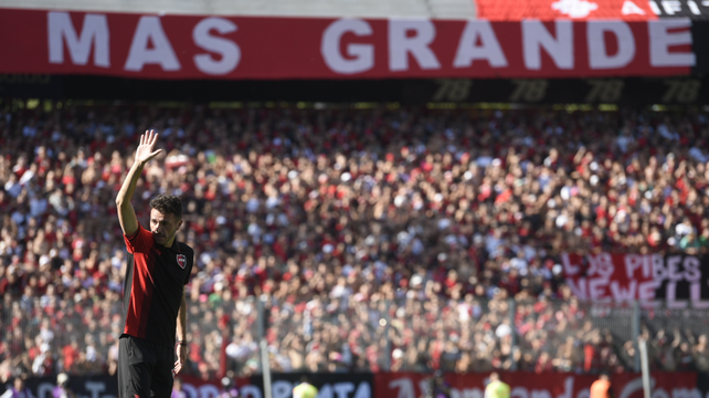 Mariano Soso sumó la quinta derrota en el clásico, en 6 partidos del Apertura, y se fue.
