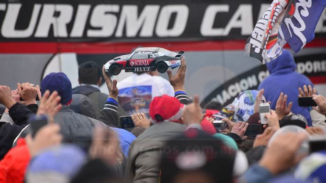 Un domingo tuerca en Paraná