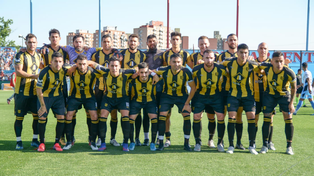 Deportivo Madryn ascendió a la Primera Nacional con cuatro futbolistas que pasaron por el futbol rosarino en primera división.