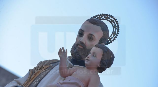 Una multitud veneró a San Cayetano
