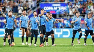 Uruguay le empató sobre la hora a Canadá y lo venció por penales para quedar tercero en la Copa América.