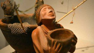 Cómo los pueblos originarios del litoral transformaban la arcilla en piezas que hoy permiten conocer su historia, sus técnicas y su vínculo con la naturaleza