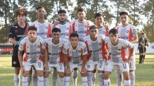 Cosmos FC empató 1 a 1 con La Salle Jobson en el Camp de Recreo.