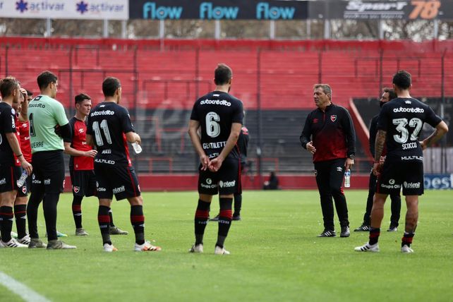 Newells empató su primer amistoso ante Unión con un gol de penal de Nacho Scocco
