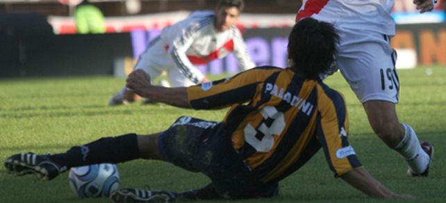 Central falt&oacute; a la cita en el Monumental y cay&oacute; 2 a 0 con River