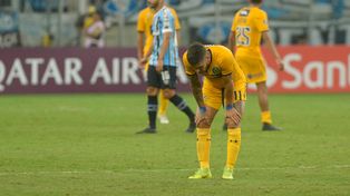 Todo mal. Aguirre hizo un gol en Porto Alegre y a los pocos días se lesionó de nuevo en el isquiotibial.