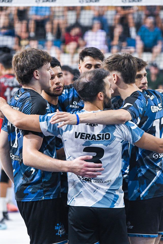 En La Fábrica, Sonder se hizo fuerte y venció a Ateneo y a Infernales Vóley.