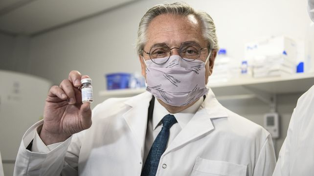 Alberto Fernández se interiorizó sobre el suero hiperinmune anti Covid-19