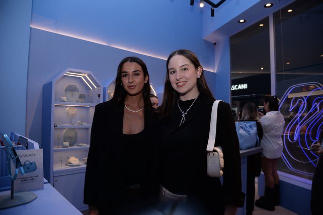 Angela Mangiaracina  y Aimará Sinsan  