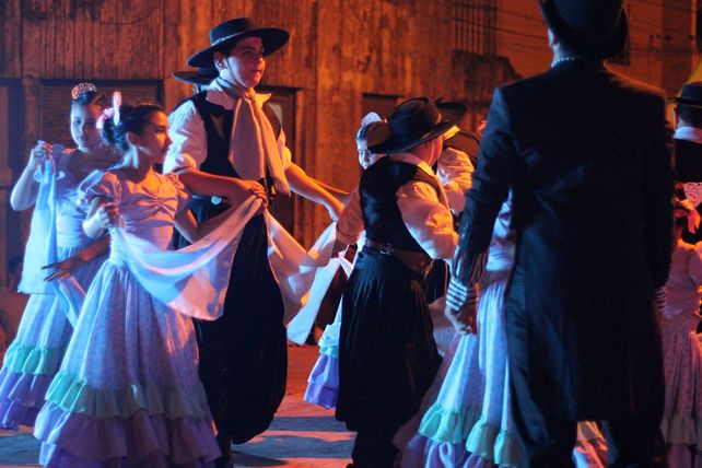 Los bailarines competirán para buscar su pase a las finales nacionales que se disputarán en la provincia de Salta