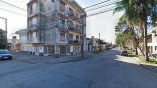 B° Sargento Cabral: ladrones rompieron un portón