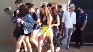 Video: un joven vio a su novia con otro en una fiesta clandestina y su reacción se viralizó en Twitter