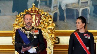Noruega tiene nuevo rey: Haakon VIII juró lealtad a la Constitución