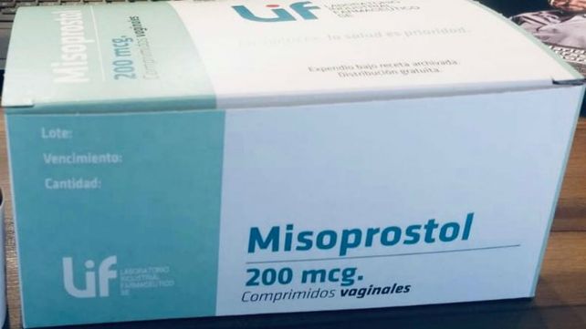 Una de las cajas con los comprimidos elaborados en el Laboratorio Industrial Farmacéutico.