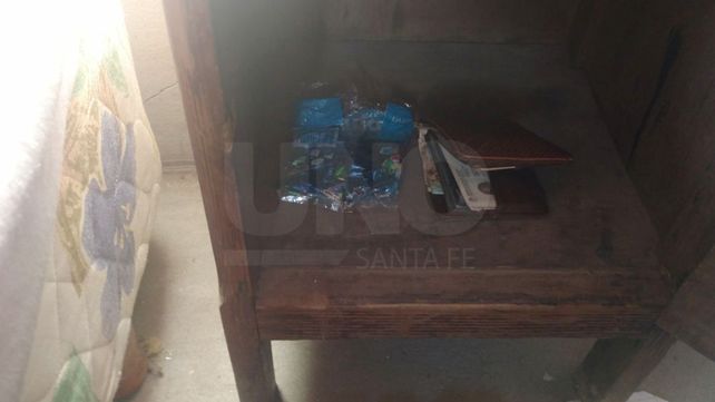 Buscaban un arma de fuego y se encontraron con un búnker de venta de drogas