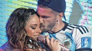 Rodrigo De Paul fue a ver a Tini y recibió su homenaje por ser campeón en Qatar con la Selección Argentina.&nbsp;