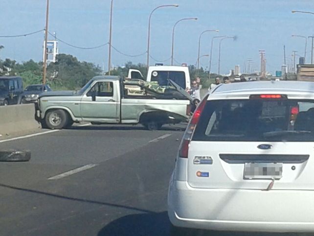 Un accidente en la ruta 168 interrumpió el tránsito durante varios minutos